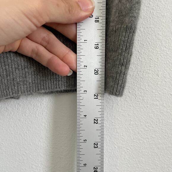 J. Crew Collection Cardigan Sweater Women XS Cashmere Sequin Trim Fitted 3/4 - Picture 4 of 7